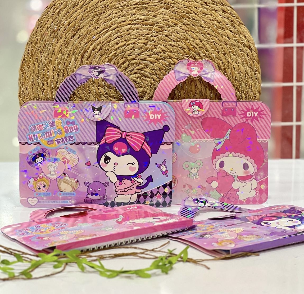 ست دیزاین لباس و ناخن استیکری کرومی و ملودی | استایل خاص و درخشان